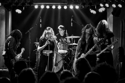 Layla Zoe & Jane Lee Hooker &middot; Mühle Hunziken