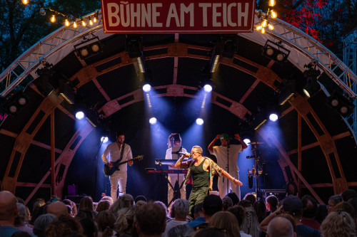 Loco Escrito Openair / Support: Florencia Yunis &middot; Mühle Hunziken