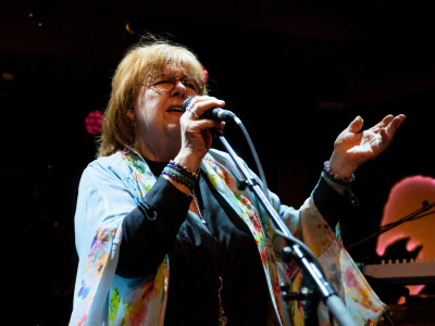 Maggie Reilly / Support: Cutting Crew &middot; Mühle Hunziken