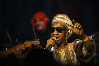 MARIAM sings Amadou & Mariam &middot; Mühle Hunziken