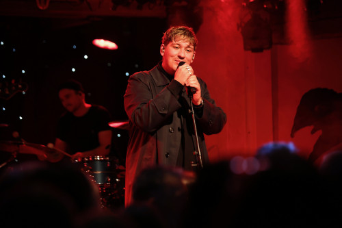 Marius Bear &middot; Mühle Hunziken