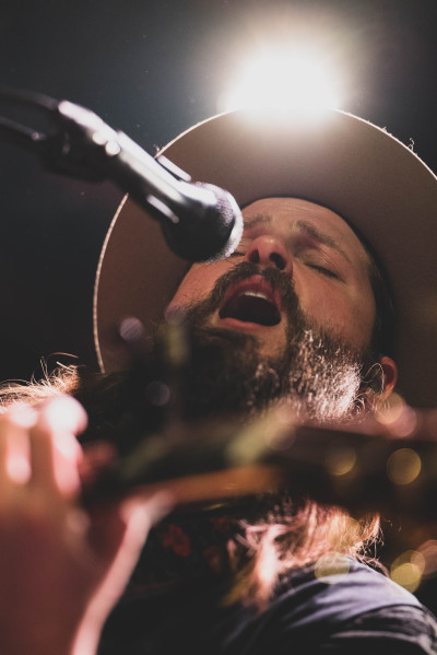 Mighty Oaks / Support: Luke Noa &middot; Mühle Hunziken