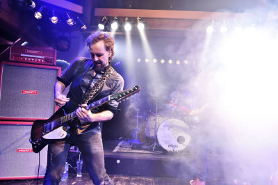 Modern Day Heroes & Karthun &middot; Mühle Hunziken