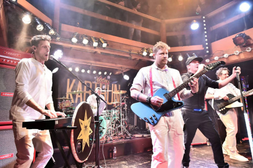 Modern Day Heroes & Karthun &middot; Mühle Hunziken