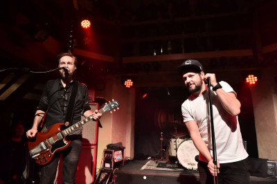 Modern Day Heroes & Karthun &middot; Mühle Hunziken