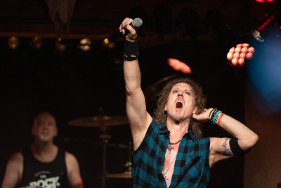 Nazareth / Support: Fire Rose &middot; Mühle Hunziken