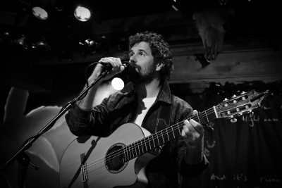 Nick Mulvey / Support: Harrison Storm &middot; Mühle Hunziken
