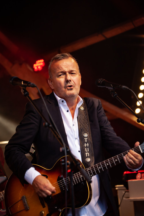 Philipp Fankhauser / Special Guest: Rolf Stahlhofen &middot; Mühle Hunziken