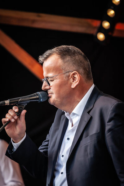 Philipp Fankhauser / Special Guest: Lucky Wüthrich &middot; Mühle Hunziken