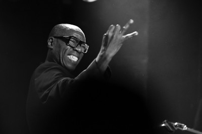 ROACHFORD / Support: RaRa &middot; Mühle Hunziken