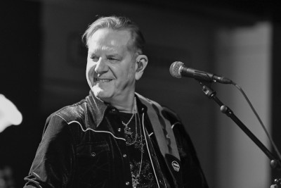ROACHFORD / Support: RaRa &middot; Mühle Hunziken
