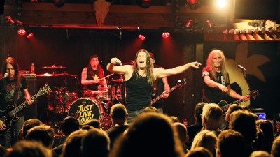 Shakra / Support: Eric St. Michaels &middot; Mühle Hunziken