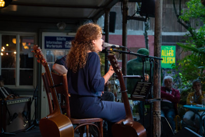Shirley Grimes & Hank Shizzoe &middot; Mühle Hunziken