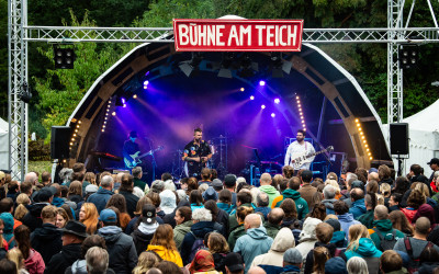 The Gardener & The Tree &middot; Mühle Hunziken