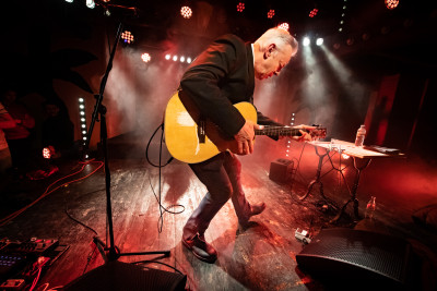 Tommy Emmanuel / Special Guest: Mike Dawes &middot; Mühle Hunziken