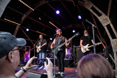 Walter Trout Openair / Support: Phipu «Bluedög» Gerber &middot; Mühle Hunziken