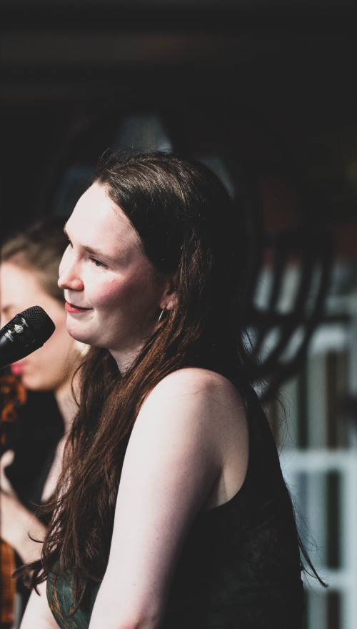 Zoë Më / Support: Milla &middot; Mühle Hunziken
